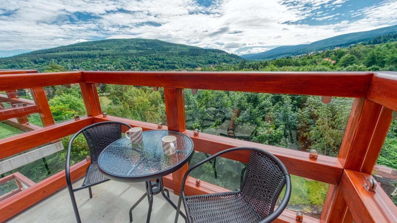 Apartamenty Holiday Mountain Residence By Royal Aparts Świeradów-Zdrój Esterno foto